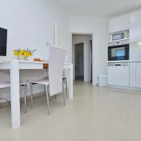 Verita Apartment *