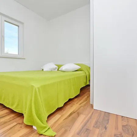 Apartment Verita Pakostane