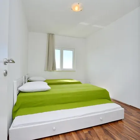 Apartment Verita Pakostane
