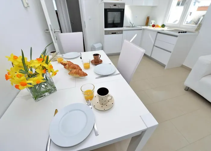 Verita Apartment *